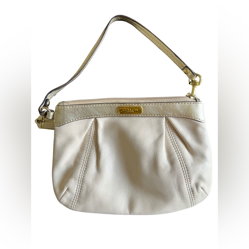 Coach wristlet NWOT cream leather